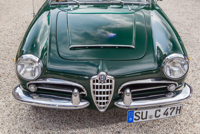 Alfa Romeo Giulia 1600 Spider, Frontansicht, Kühlergrill