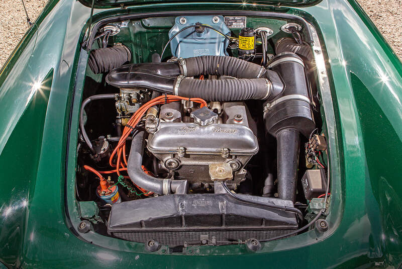 Alfa Romeo Giulia 1600 Spider, Motor