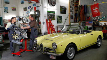 Alfa Romeo Giulia Spider, Seitenansicht, Motor