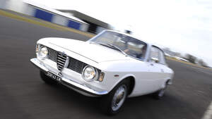 Alfa Romeo Giulia Sprint GT