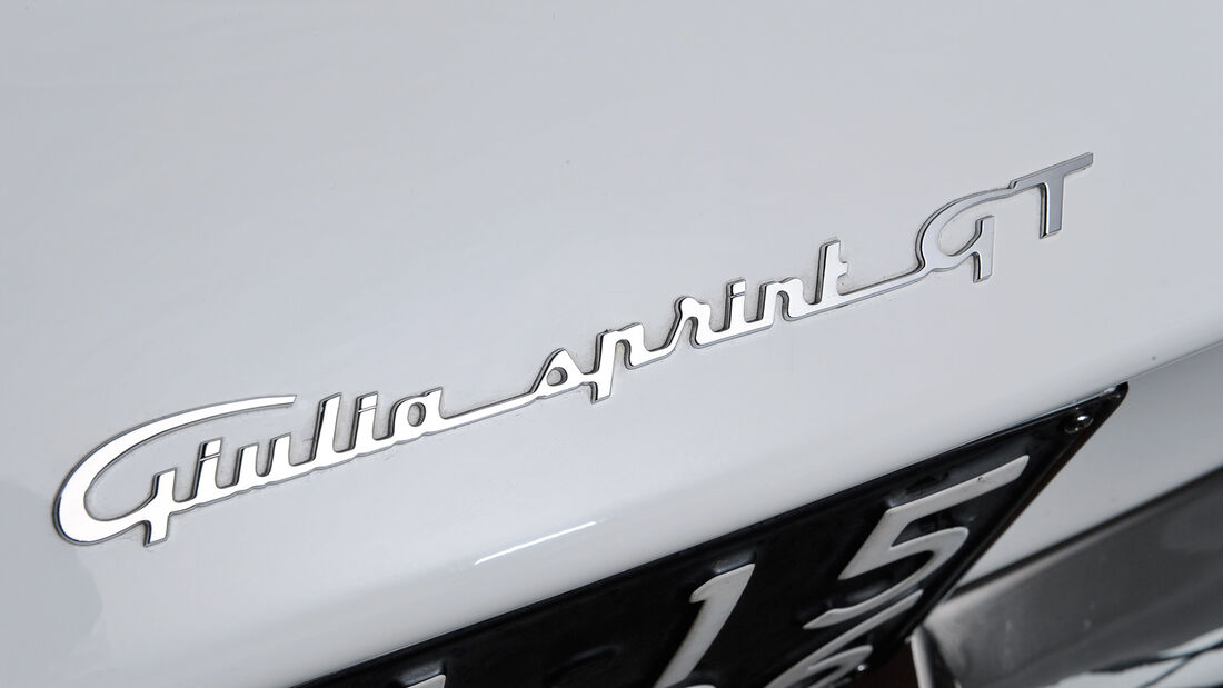 Alfa Romeo Giulia Sprint GT, Typenbezeichnung