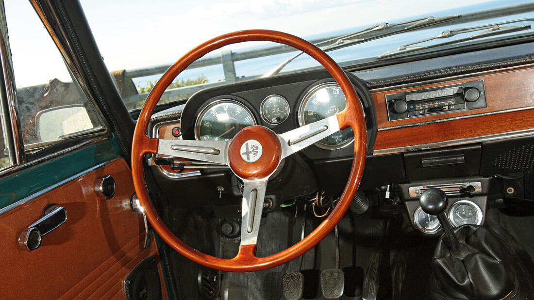 Alfa Romeo Giulia Super 1.3, Cockpit