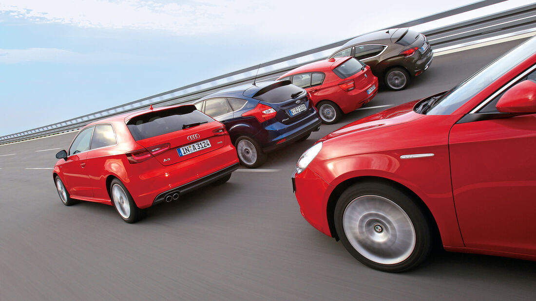 Alfa Romeo Giulietta 1.4 TB, Audi A3 1.8 TFSI, BMW 118i, Citroën DS4 THP 200, Ford Focus 1.6 Ecoboost, Heckansicht