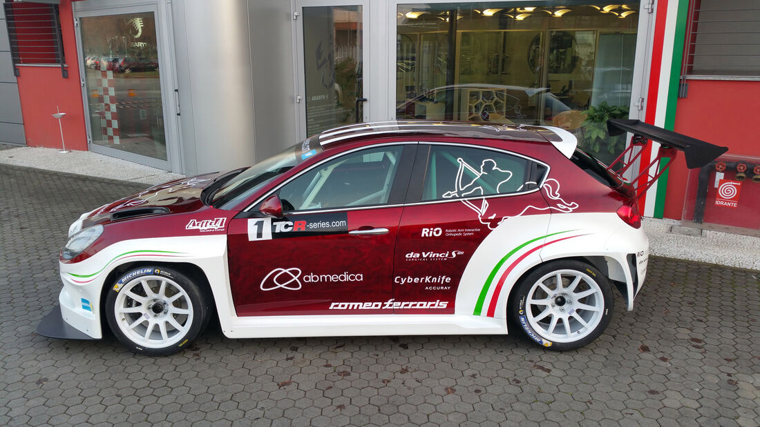 Alfa Romeo Giuliettta TCR - 2015