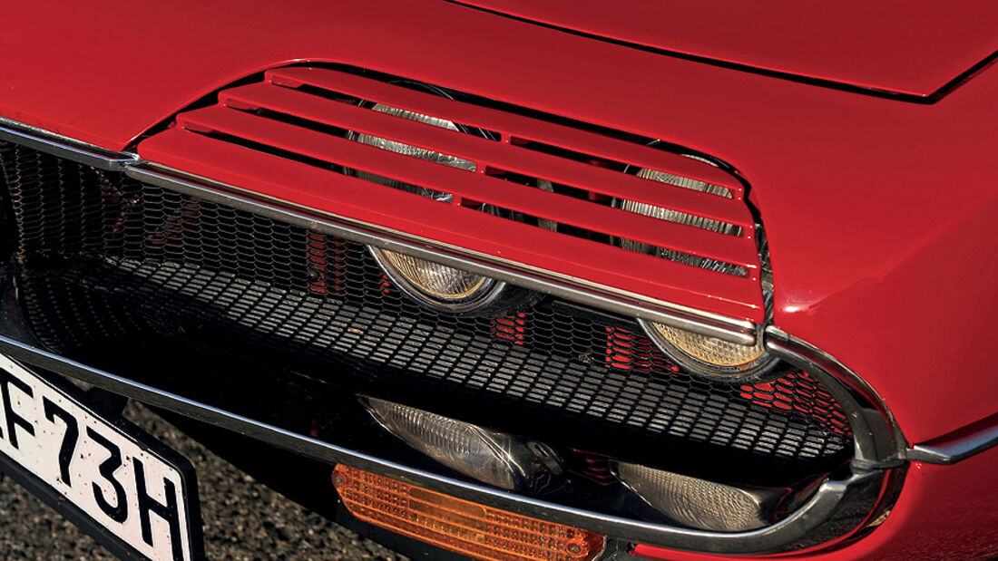 Alfa Romeo Montreal,Scheinwerfer
