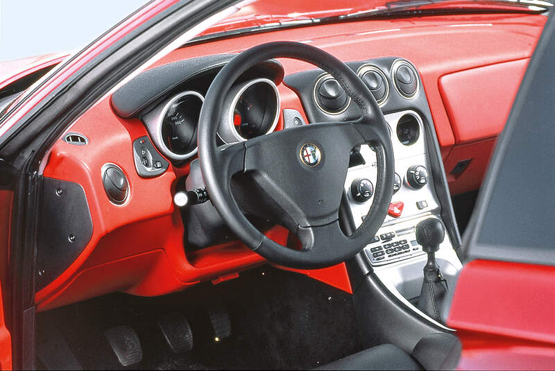 Alfa Romeo Spider, Cockpit