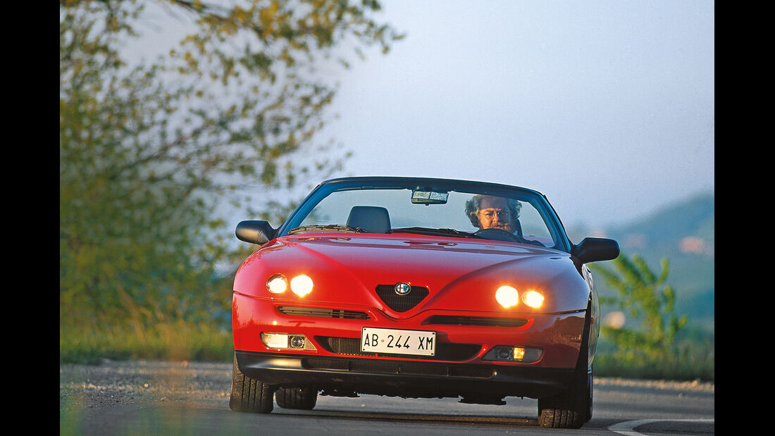 Alfa Romeo Spider, Frontansicht