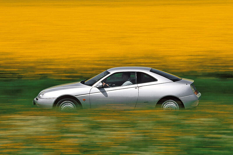 Alfa Romeo Spider, Seitenansicht