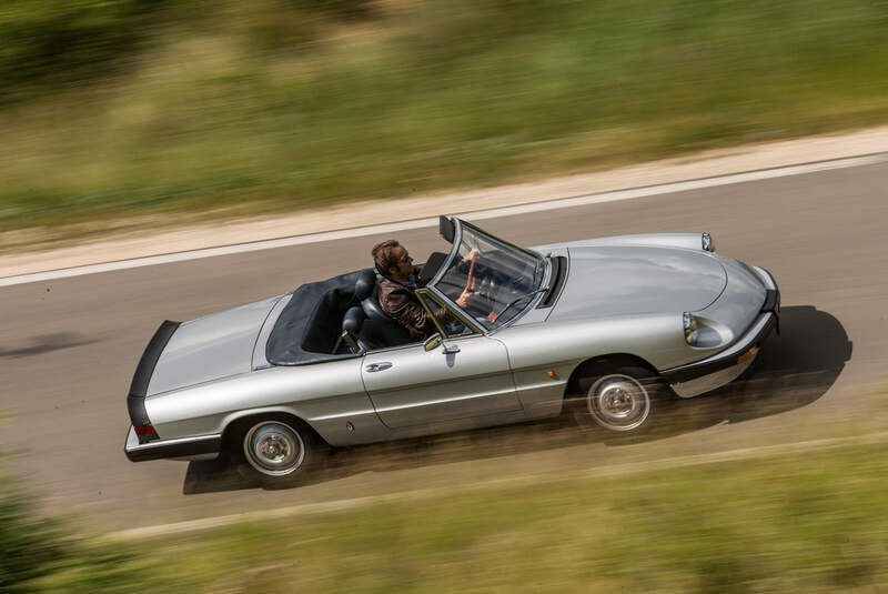 Alfa Romeo Spider, Seitenansicht