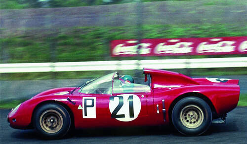 Alfa Romeo T33/2 Stradale