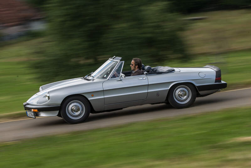 Alfa Spider 2.0, Seitenansicht