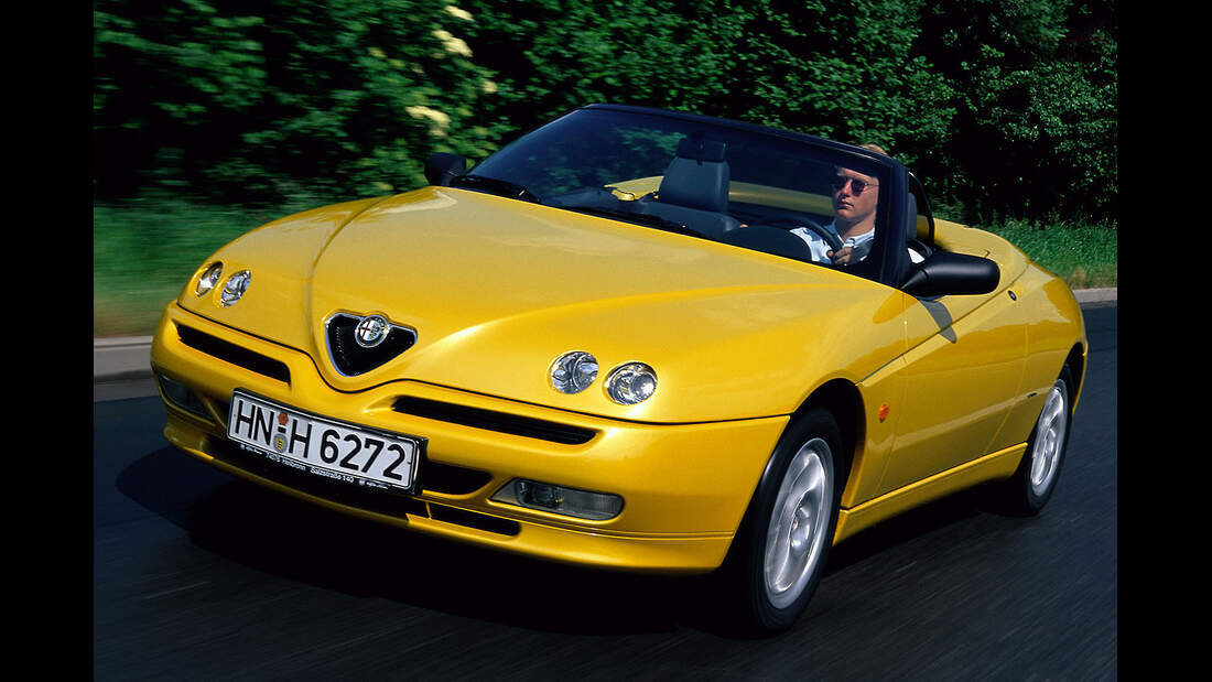 Alfa Romeo Spider 916