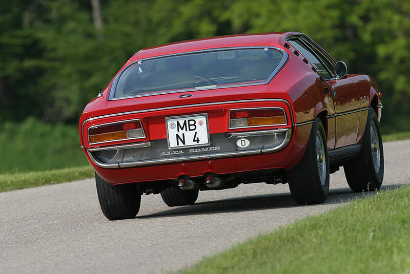 Alfa-romeo-Montreal-Heck