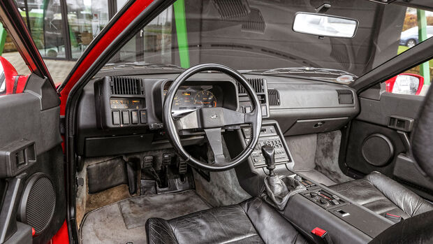 Alpine V6 Turbo, 1990, Cockpit