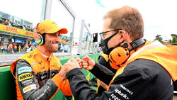 Andreas Seidl & Daniel Ricciardo - McLaren - GP Emilia Romagna - Imola - 2022