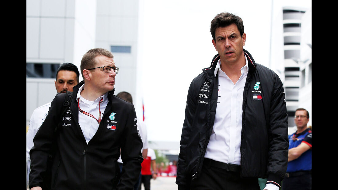 Andy Cowell - Toto Wolff - Mercedes - GP Russland - Sotschi - Formel 1 - Freitag - 28.9.2018