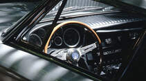 Armaturenbrett und Lenkrad des Maserati 4000 GTI Sebring