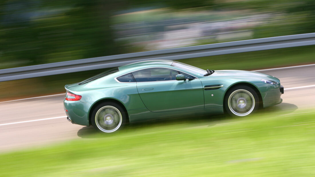 Aston Martin 8 Vantage