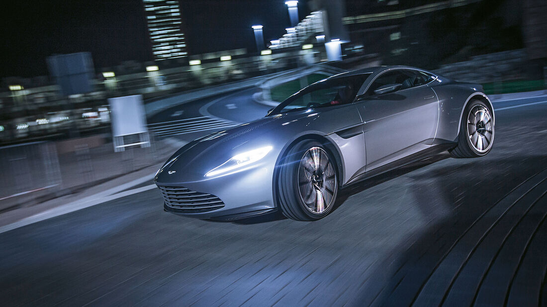 Aston Martin DB10 - Ausfahrt - James Bond - Sportwagen - V8