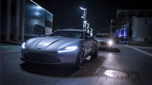Aston Martin DB10 - Ausfahrt - James Bond - Sportwagen - V8