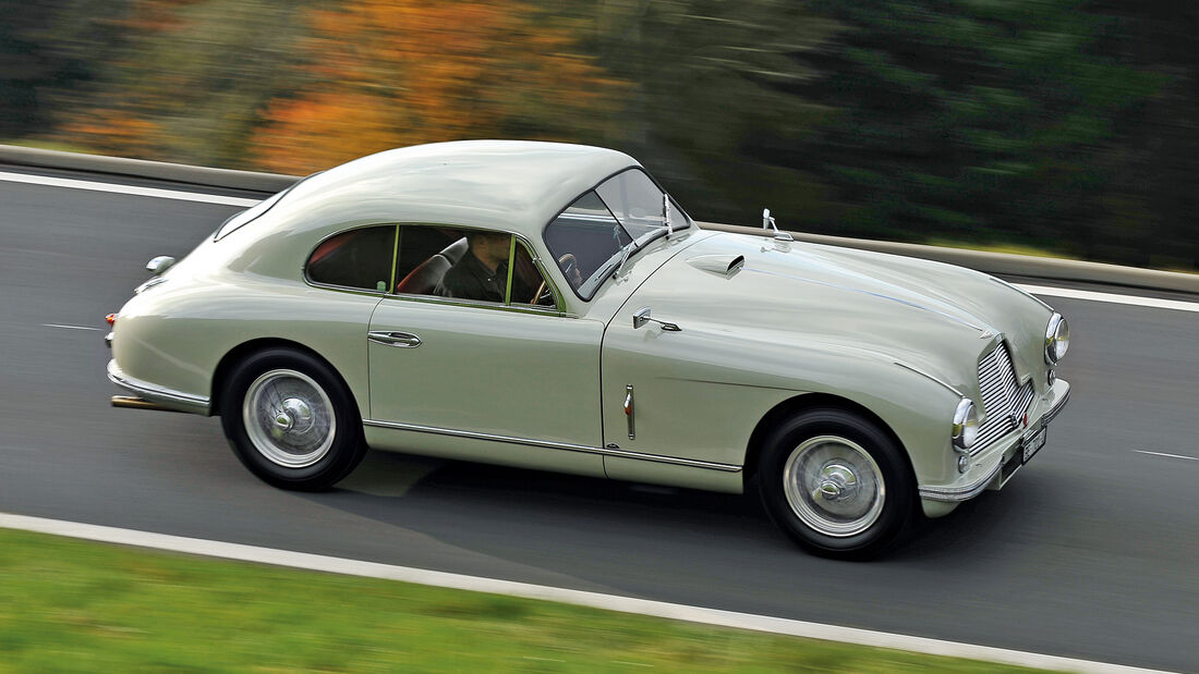 Aston Martin DB2, Seitenansicht