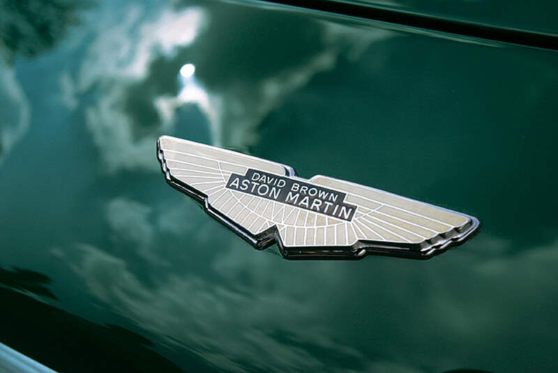Aston Martin DB4 GT, Emblem