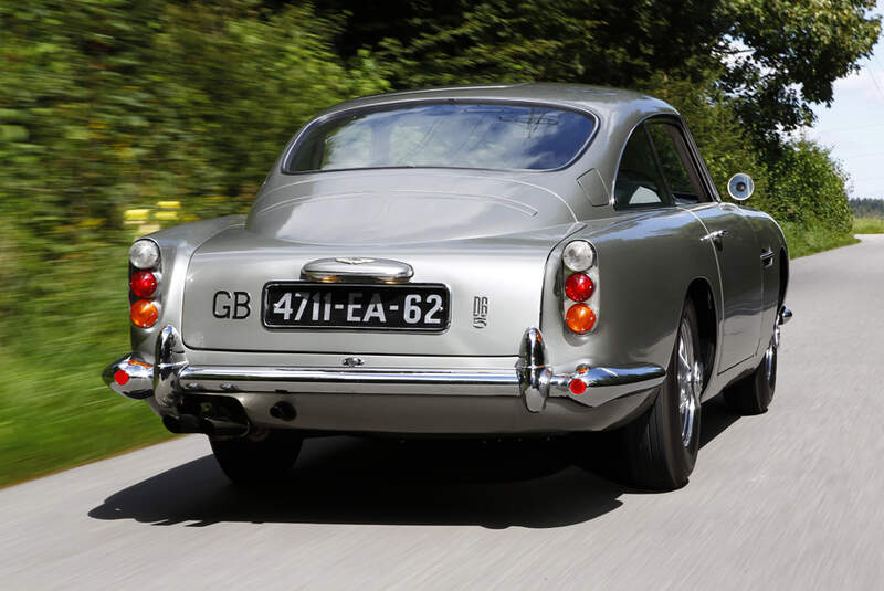 Aston Martin DB5 "007"