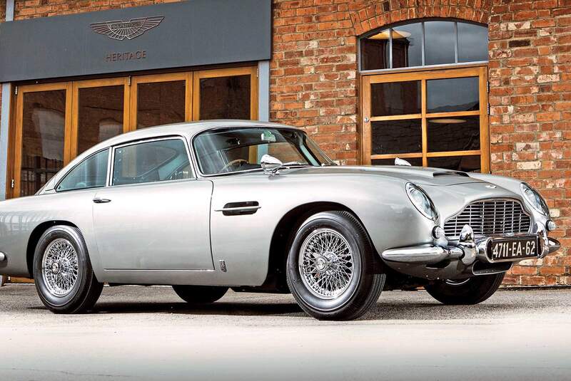 Aston Martin DB5 Bond car