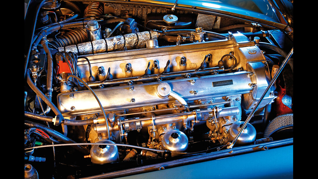 Aston Martin DB6, Motor
