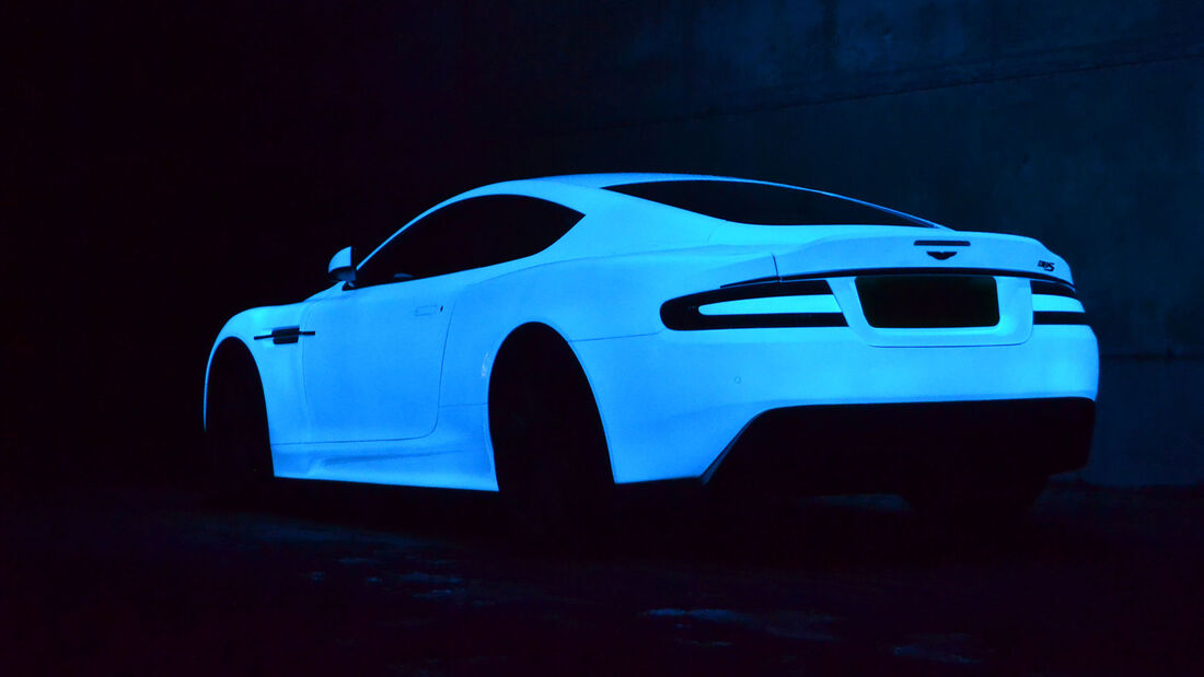 Aston Martin DBS Glow in the Dark