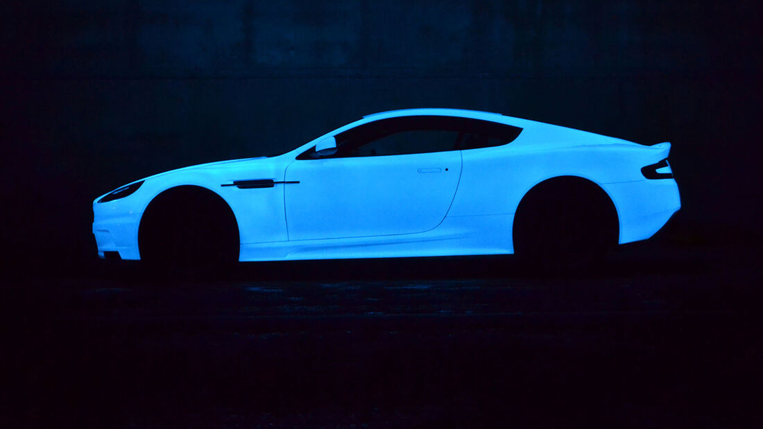 Aston Martin DBS Glow in the Dark