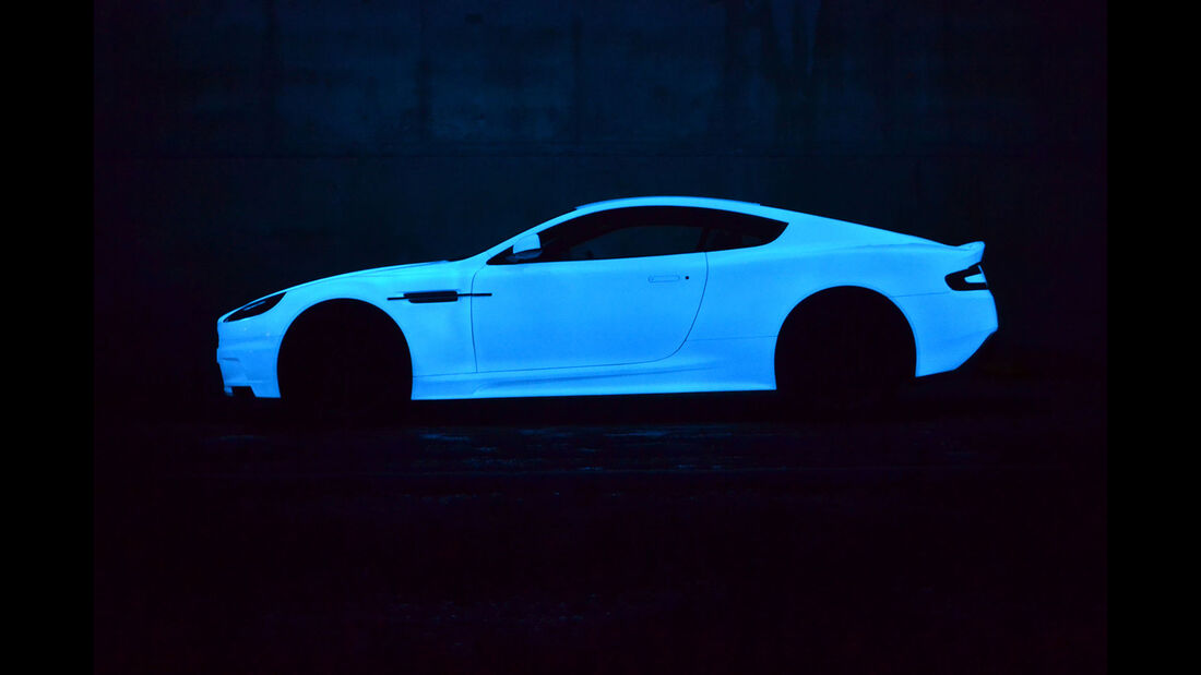 Aston Martin DBS Glow in the Dark