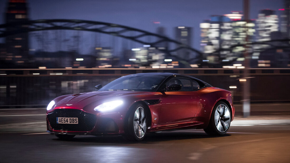 Aston Martin DBS Superleggera, Exterieur