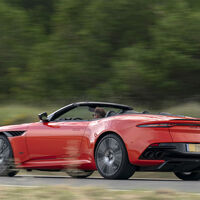 Aston Martin DBS Superleggera Volante