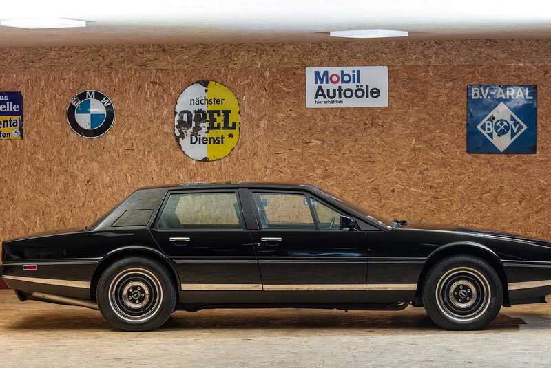 Aston Martin Lagonda (1983)