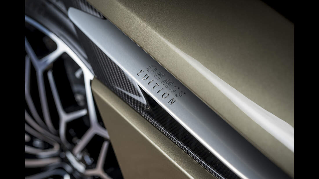 Aston Martin James Bond Edition Quot On Her Majesty S Secret