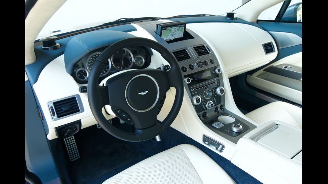 Aston Martin Rapide, Innenraum, Detail, Cockpit