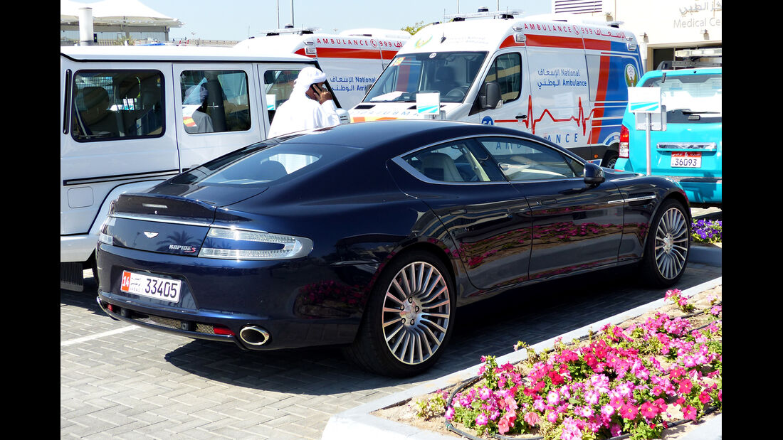 Aston Martin Rapide S - F1 Abu Dhabi 2014 - Carspotting