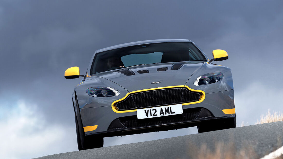 Aston Martin V12 Vantage S