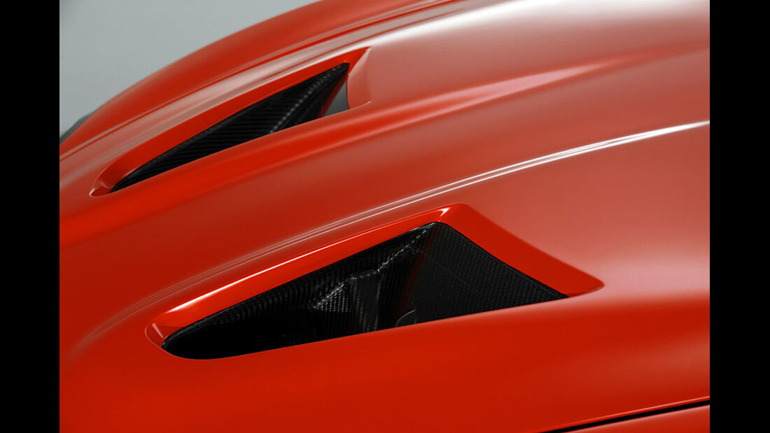 Aston Martin V12 Zagato Concept, Entlpüftungsöffnungen Motorhaube