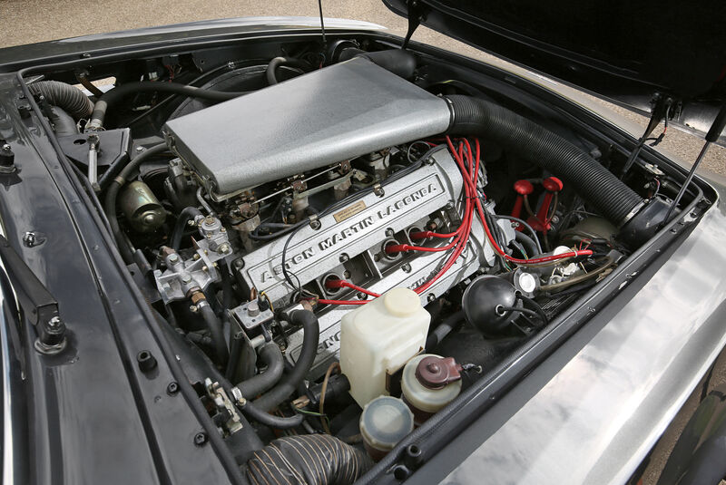 Aston Martin V8 Vantage, 
