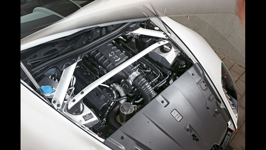 Aston Martin V8 Vantage N430, Motor