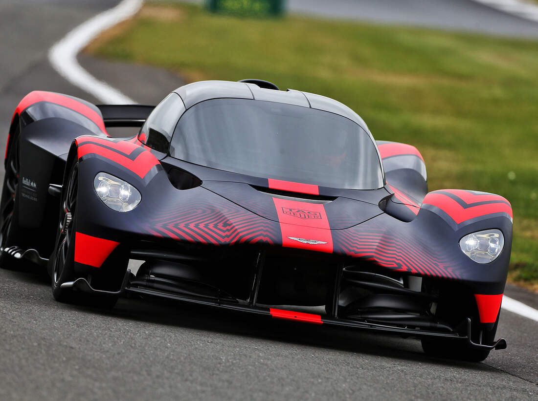 Aston Martin Valkyrie Rb 001 Neweys Traum Supersportler