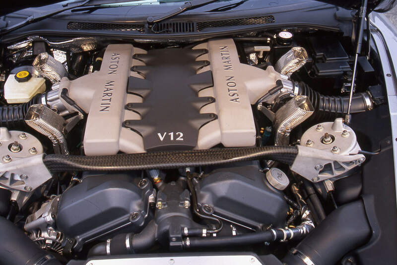 Aston Martin Vanquish 2001 alter Test