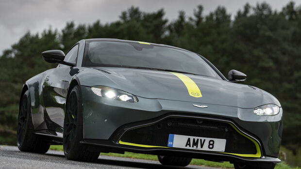 Aston Martin Vantage Amr Mit Handschaltung Im Fahrbericht