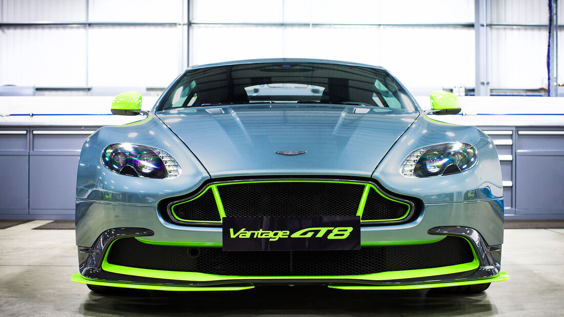 Aston Martin Vantage GT8