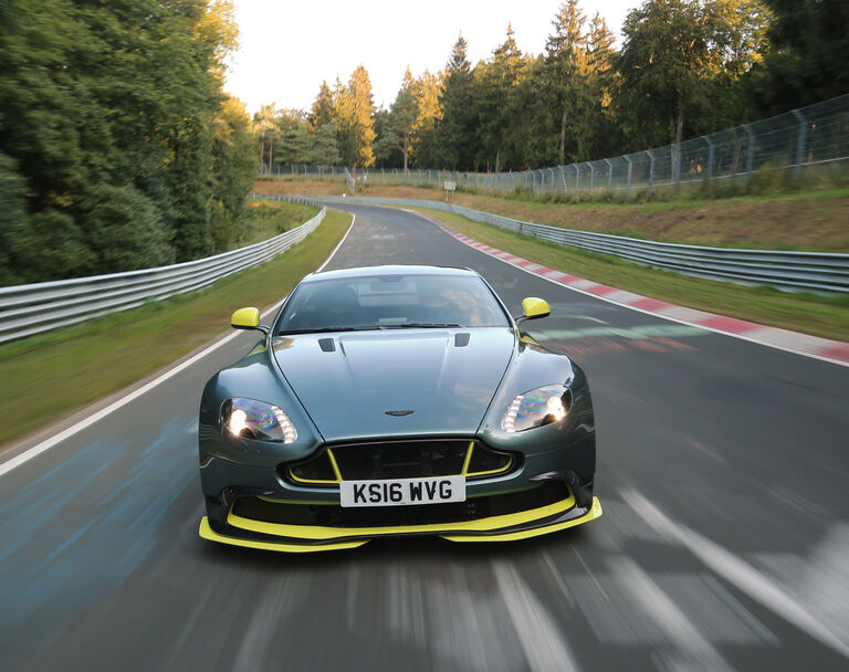 V8 Sondermodell Aston Martin Vantage Gt8 Im Supertest Auto