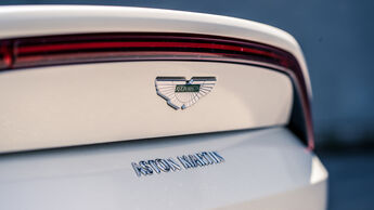 Aston Martin Vantage V8, Exterieur