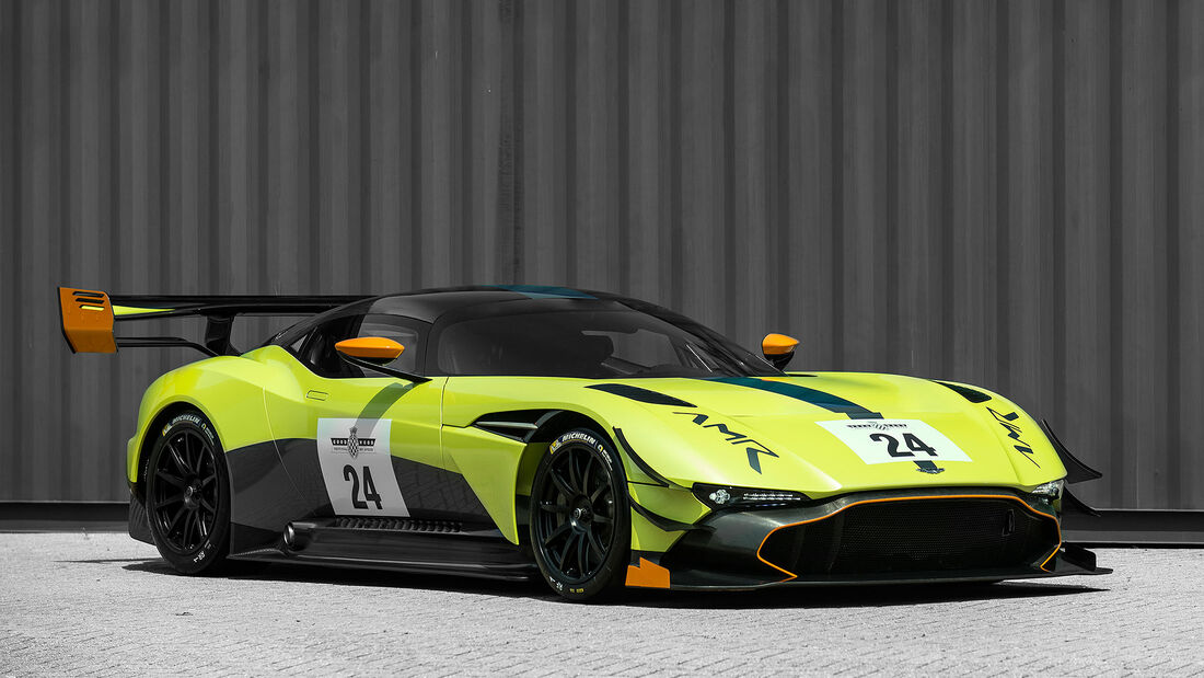 Aston Martin Vulcan AMR Pro