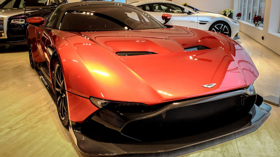 Aston Martin Vulcan - Hypersportwagen - Cleveland Motorsports